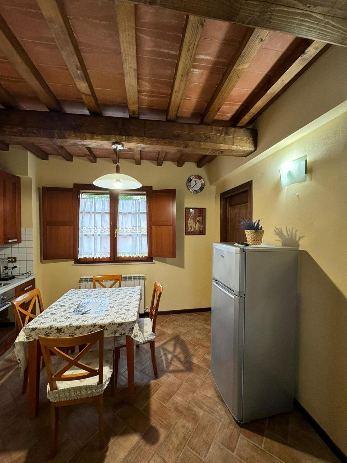 Appartamento Con Piscina Il Borghetto - Vicino San Gimignano Gambassi Terme Exterior foto